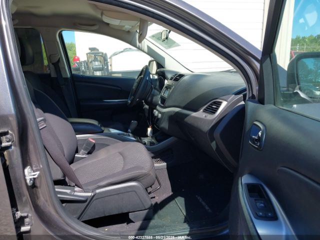 3C4PDCAB2FT565933 Dodge JOURNEY SE