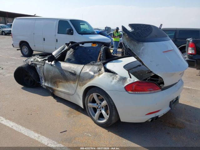 2014 BMW Z4 WBALL5C53EJ105512 Photo 2