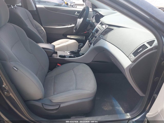 5NPEB4AC5EH879232 Hyundai SONATA GLS
