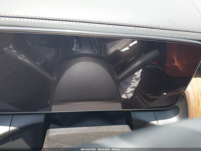 W1NKM4HB8PU005288 Mercedes-Benz m254