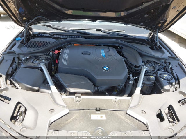 WBA13AG05PCL73810 BMW 530e