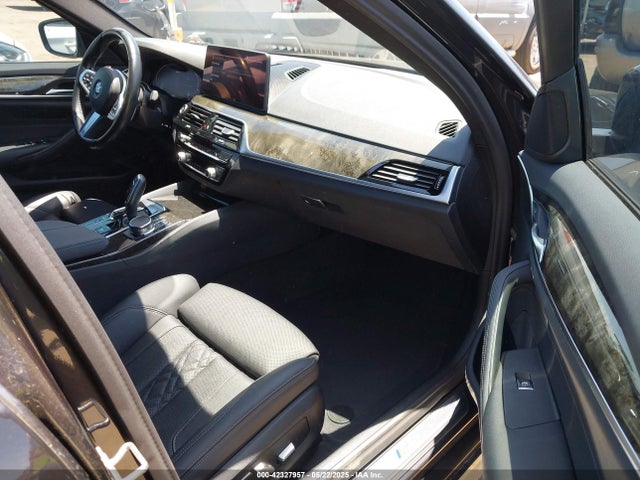 WBA13AG05PCL73810 BMW 530e