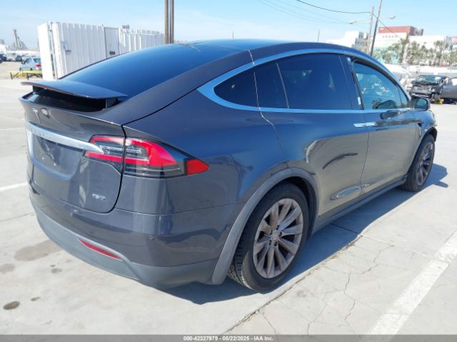 2016 TESLA MODEL X 5YJXCDE21GF027694 Photo 3