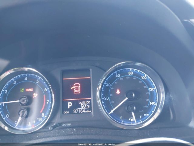 2T1BURHE1KC187534 Toyota COROLLA LE