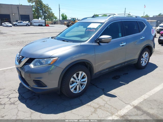 Nissan ROGUE SV 2015 5N1AT2MK1FC853092 Image 2
