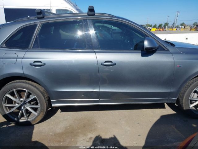 WA1D7AFP6HA076426 Audi Q5 3.0t Premium Plus