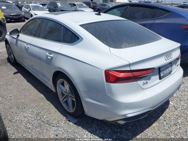 Audi 45 tfsi (2.0t) 2022 WAUFACF54NA007608 Image 3
