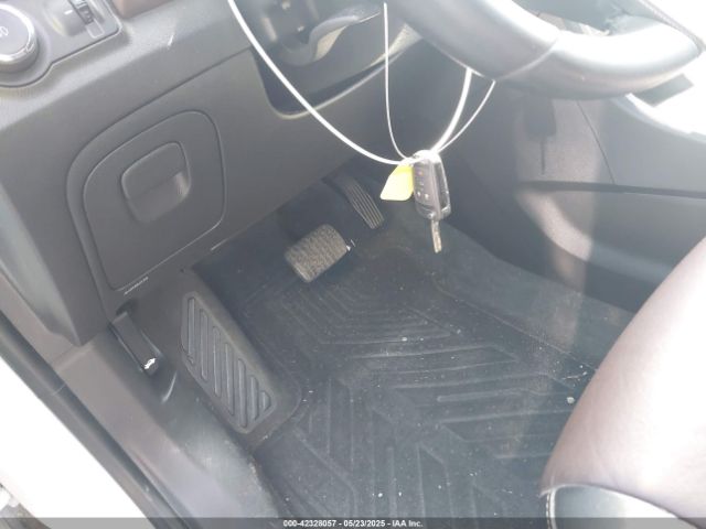 KL7CJNSBXFB258266 Chevrolet TRAX LTZ