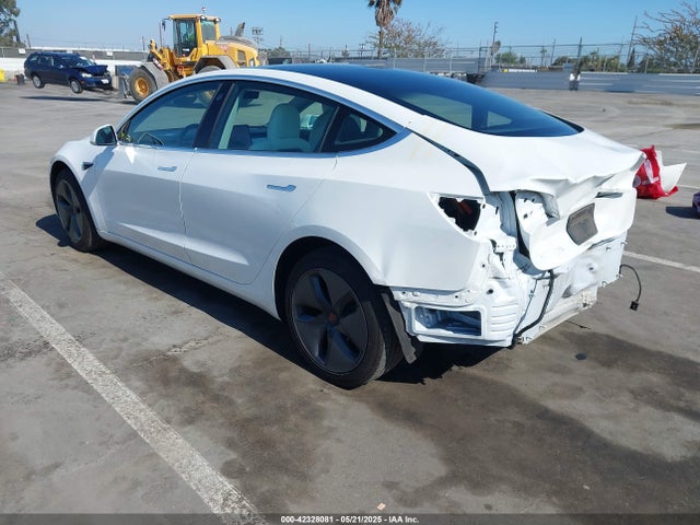 2020 TESLA MODEL 3 5YJ3E1EA1LF720886 Photo 2