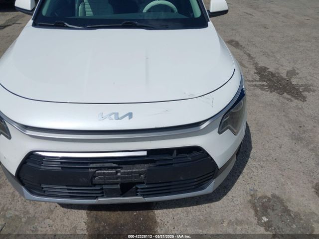 KNDCR3LE1P5084273 KIA NIRO EX