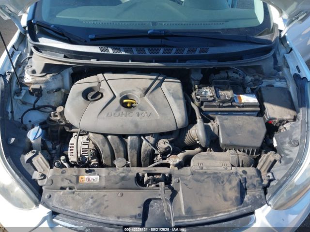 5NPDH4AE8FH651884 Hyundai ELANTRA SE