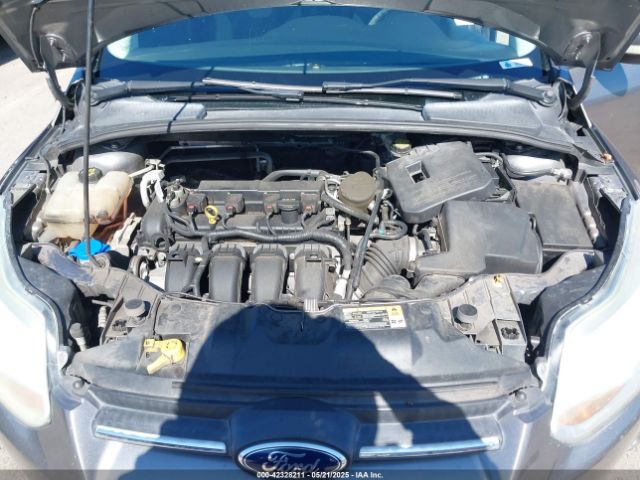 1FADP3F25EL162290 Ford FOCUS SE