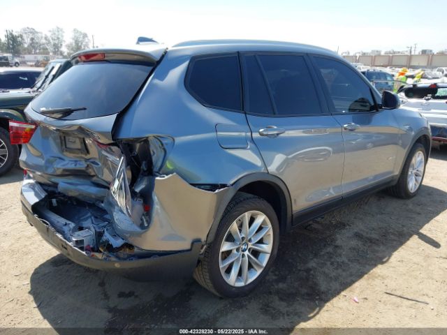 2017 BMW X3 5UXWX9C34H0W70774 Photo 3