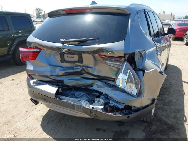 2017 BMW X3 5UXWX9C34H0W70774 Photo 5