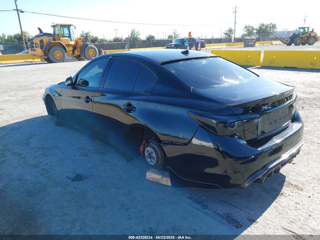 Infiniti 2016 2016 JN1FV7AP1GM421019 Image 3