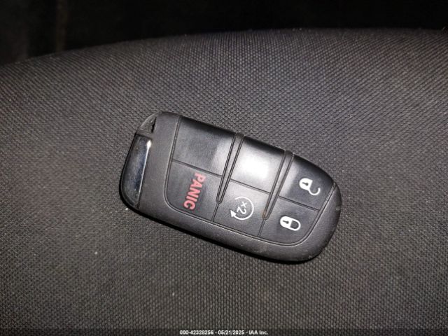 ZACNJBBB8LPL19526 Jeep Renegade Latitude 4x4