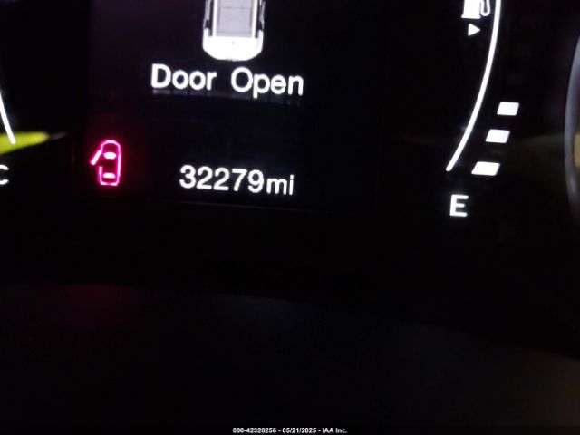 ZACNJBBB8LPL19526 Jeep Renegade Latitude 4x4