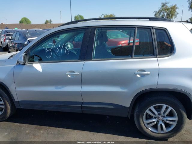 WVGAV7AX8FW543639 Volkswagen TIGUAN S
