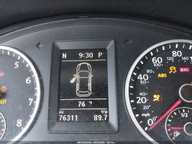 WVGAV7AX8FW543639 Volkswagen TIGUAN S