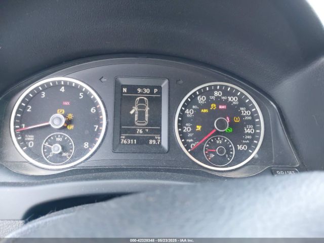 WVGAV7AX8FW543639 Volkswagen TIGUAN S