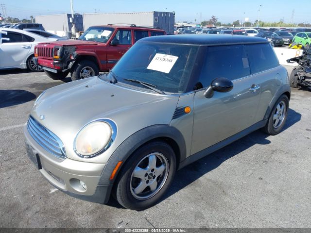 2008 MINI COOPER WMWMF33508TT60207 Photo 5