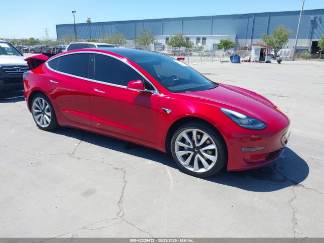 2018 TESLA MODEL 3 5YJ3E1EAXJF048839
