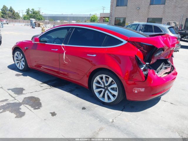 2018 TESLA MODEL 3 5YJ3E1EAXJF048839 Photo 2