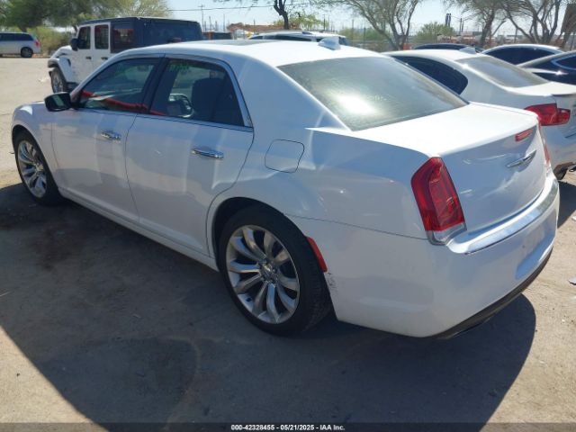2017 CHRYSLER 300C 2C3CCAEG5HH645741 Photo 2