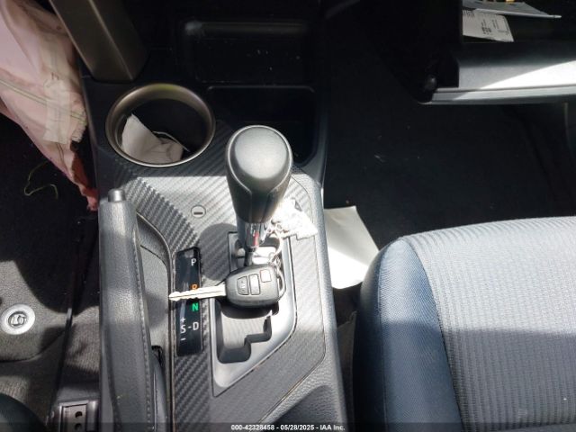 JTMZFREV8ED036193 Toyota RAV4 LE