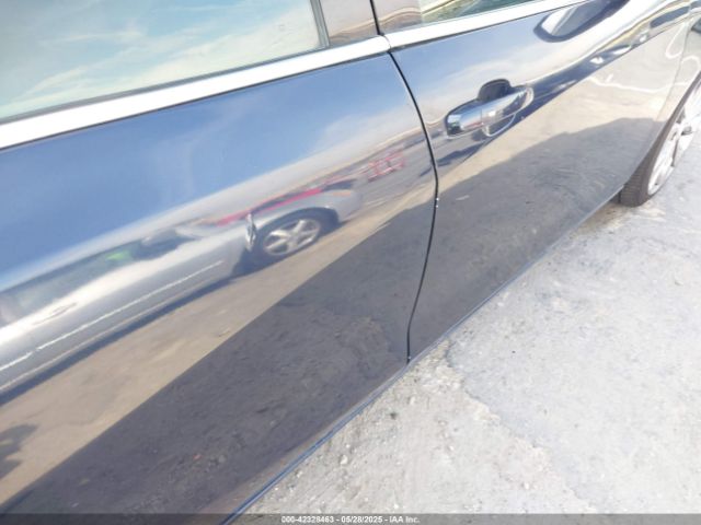 1G1ZD5ST5JF205935 Chevrolet MALIBU LT