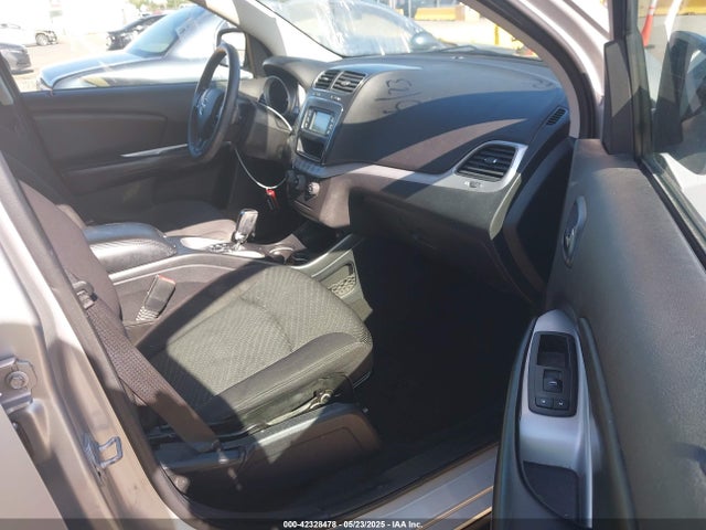 3C4PDCBG6ET115338 Dodge Journey Sxt