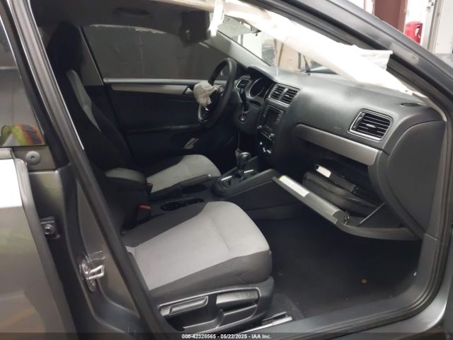 3VW2B7AJ4JM212138 Volkswagen 1.4 tsi