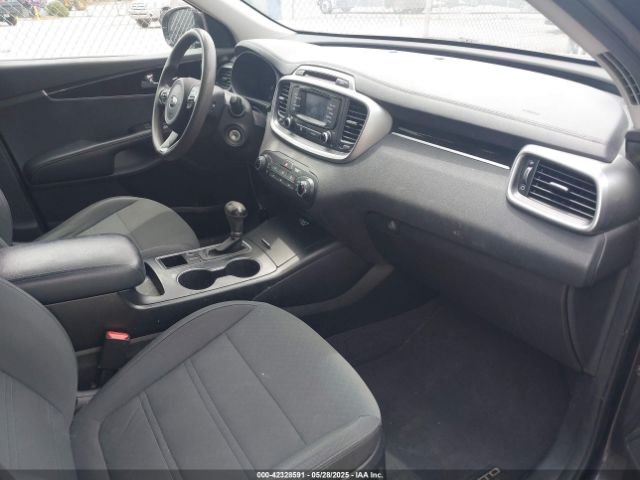 5XYPG4A37GG050554 KIA Sorento 2.4l Lx