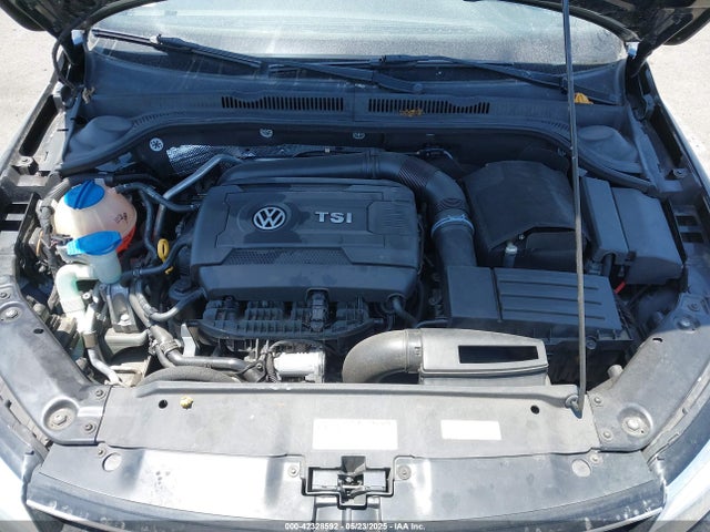 3VWD07AJ1FM284890 Volkswagen Jetta
