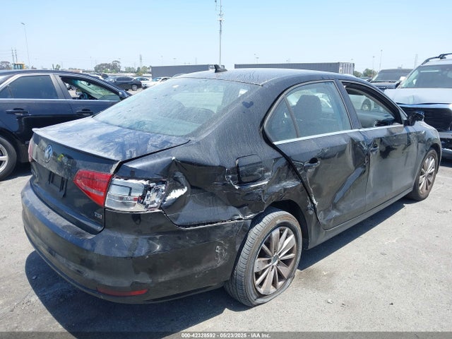 3VWD07AJ1FM284890 Volkswagen Jetta