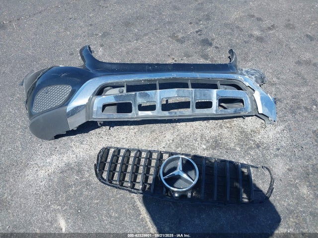 WDC0G4JB4HF179021 Mercedes-Benz m274