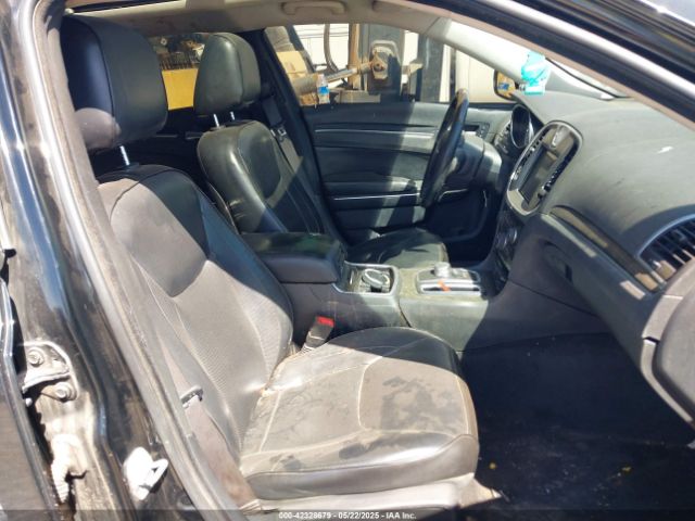 2016 CHRYSLER 300C 2C3CCAEG7GH182032 Photo 4