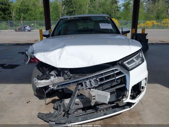 WA1BNBFY1J2131926 Audi Q5 2.0t Premium/2.0t Tech Premium