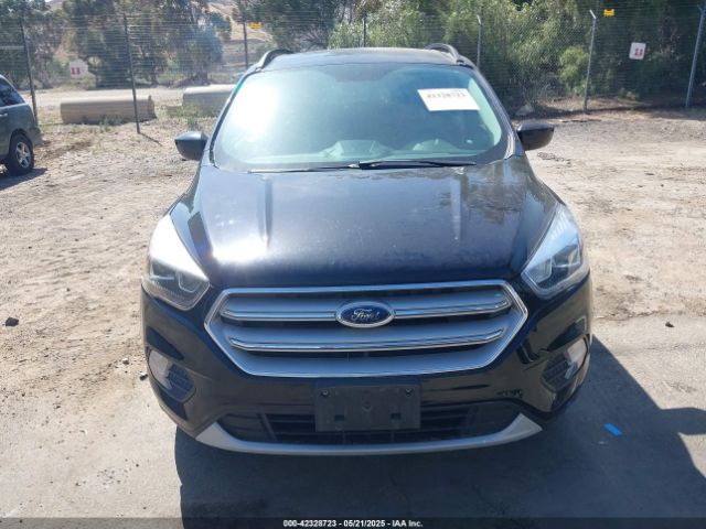 1FMCU9HD5JUA31344 Ford ESCAPE SEL