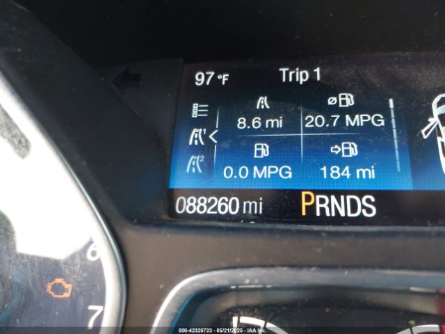 1FMCU9HD5JUA31344 Ford ESCAPE SEL