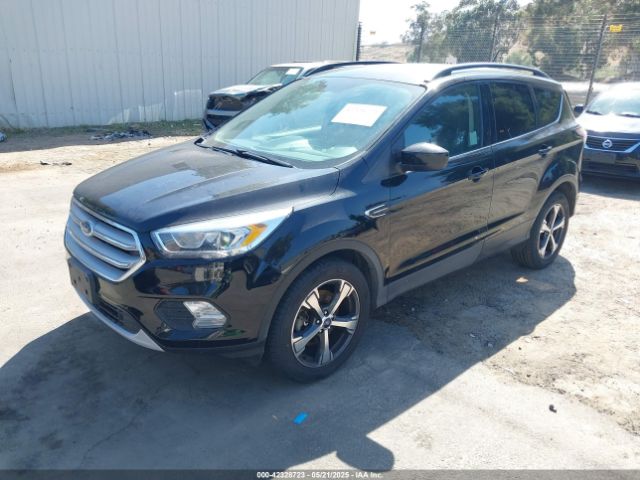1FMCU9HD5JUA31344 Ford ESCAPE SEL