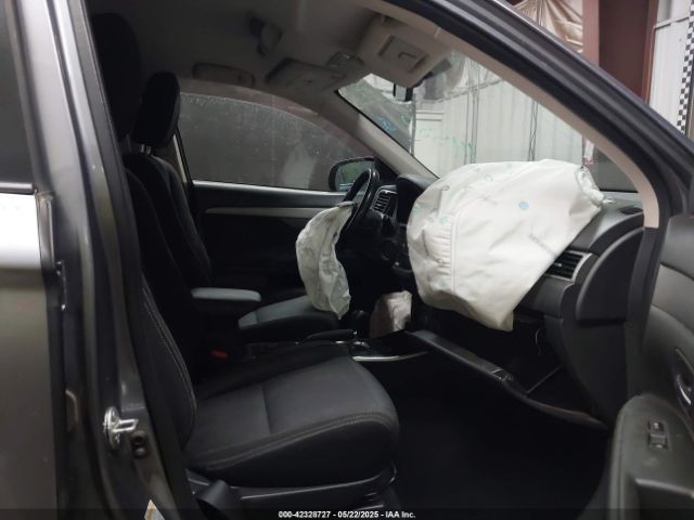 2018 MITSUBISHI OUTLANDER JA4AD3A33JZ004098 Photo 4