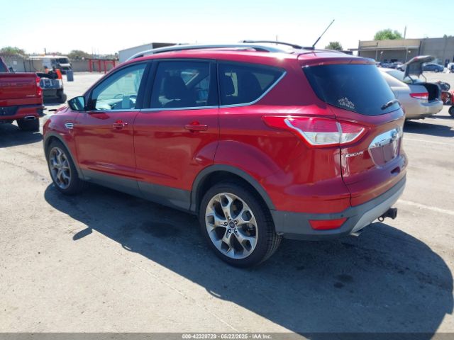 1FMCU0J93FUC89385 Ford Escape Titanium
