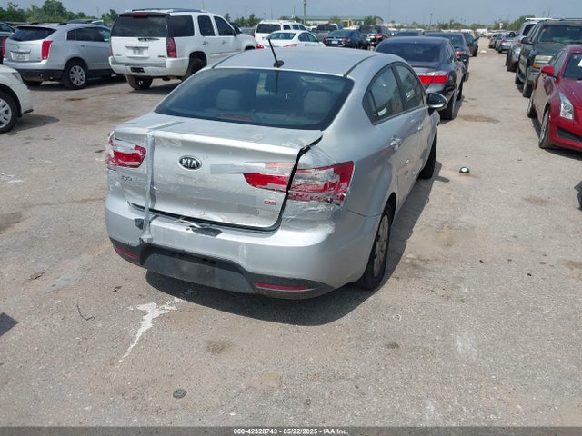 KNADM4A3XG6611504 KIA RIO LX