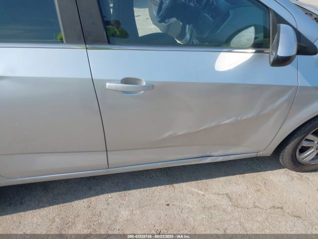 1G1JC5SH9G4104400 Chevrolet Sonic Lt Auto