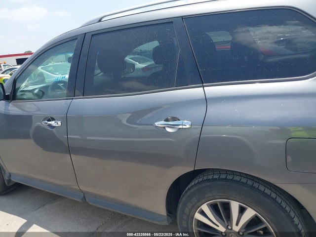 5N1DR2MM4HC611218 Nissan Pathfinder Sv