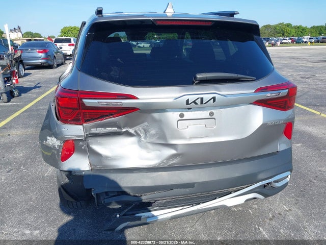 KIA SELTOS S 2023 KNDEU2AA3P7414260 Image 17