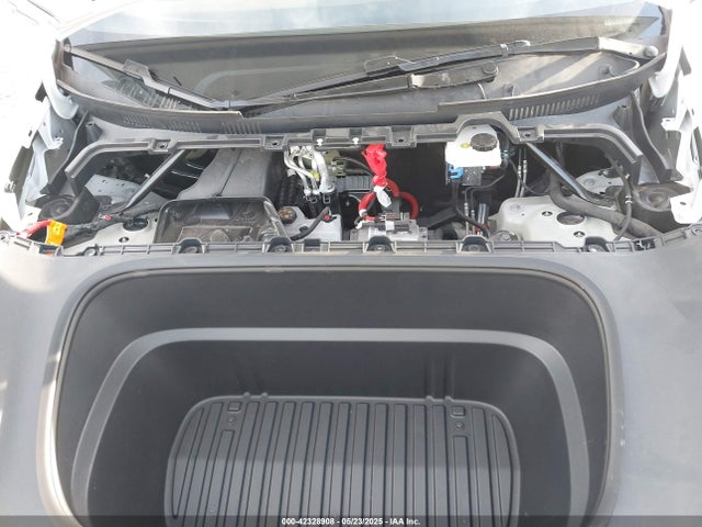 2026 TESLA MODEL Y 7SAYGDEE2TA385254 Photo 9