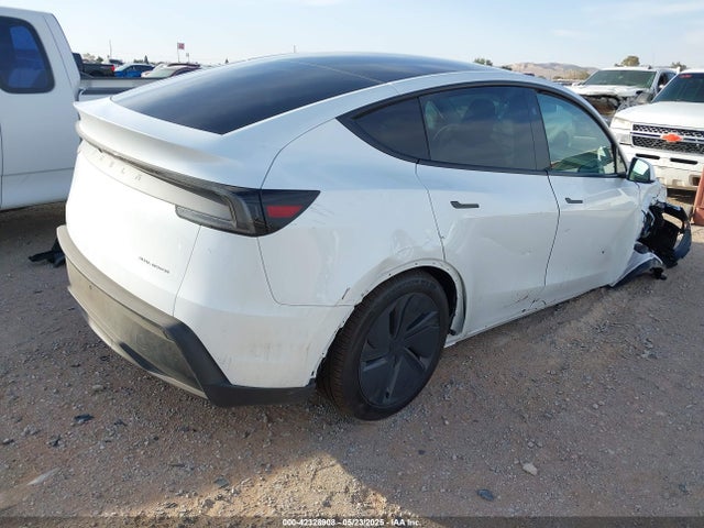 2026 TESLA MODEL Y 7SAYGDEE2TA385254 Photo 3