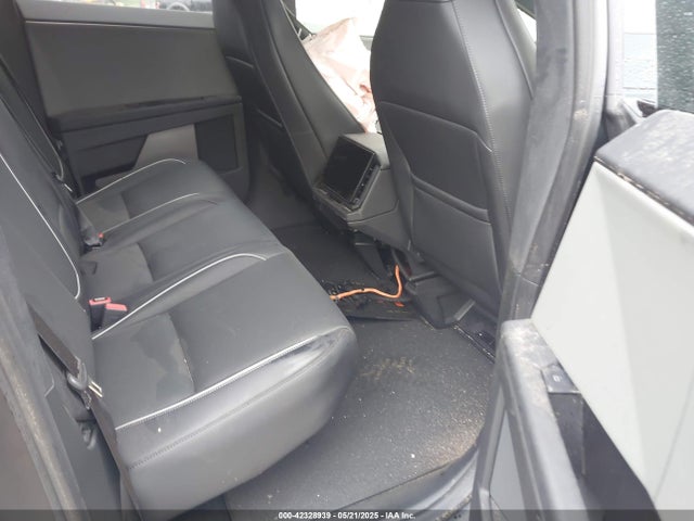 2025 TESLA CYBERTRUCK 7G2CEHED4SA069152 Photo 7